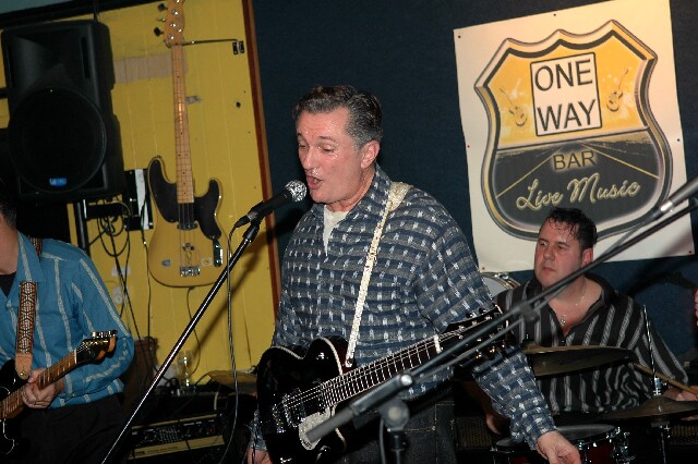 min 2006 11 17 one way 177